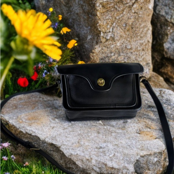 Coach (Rare) Vintage Kent 9916 Black Leather Bag Legacy Archive Crossbody - Picture 1 of 16